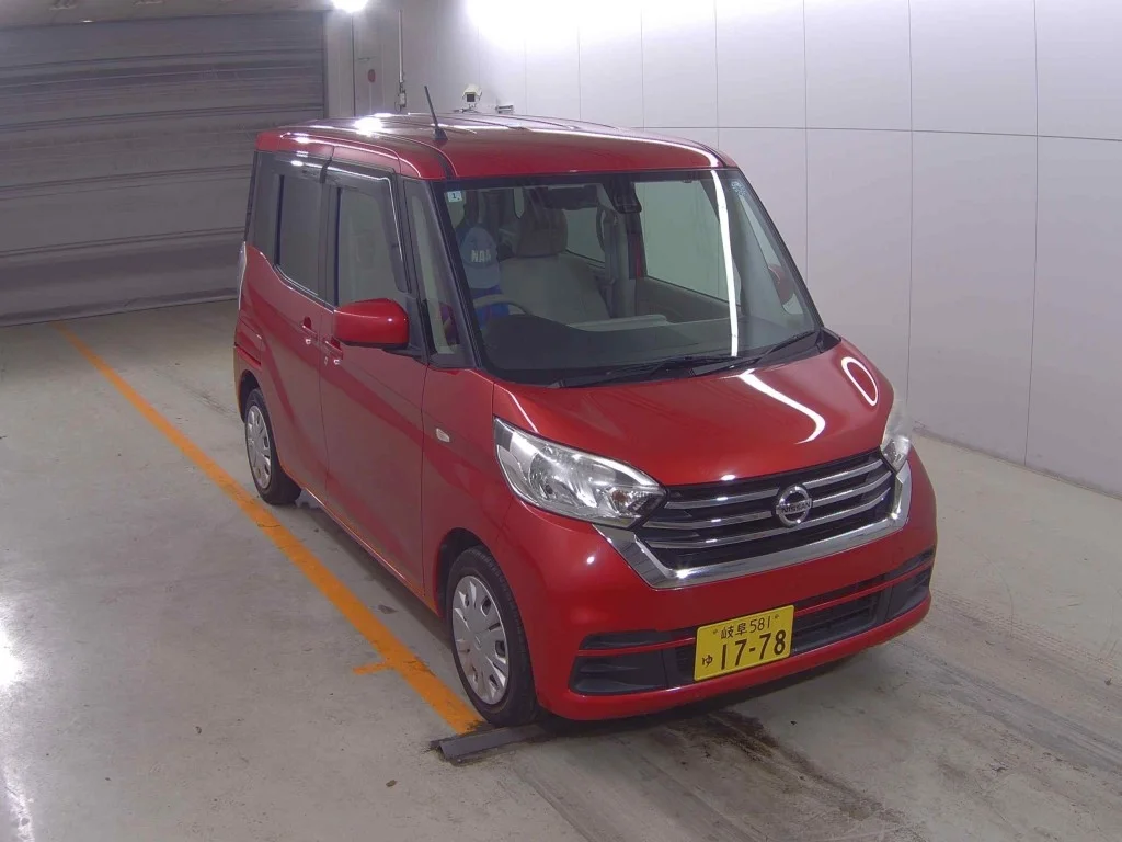 Nissan Dayz Roox B21A 2018
